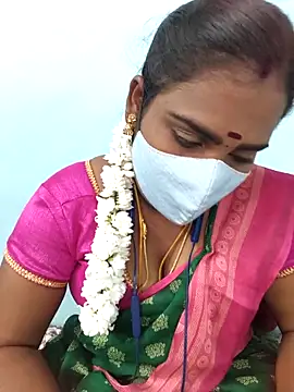 Snapshot of Tamil_riyalini12 chatting on February 27, 2026, 4:56 am Tamil riyalini12 online show from February 27, 2026, 4:56 am