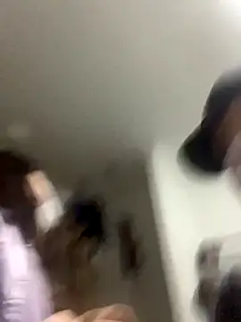 Snapshot of Hui521 chatting on October 24, 2025, 4:28 pm Hui521 online show from October 24, 2025, 4:28 pm