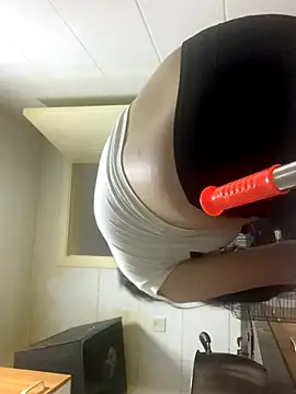 Snapshot of Hui521 chatting on October 12, 2025, 3:46 pm Hui521 online show from October 12, 2025, 3:46 pm