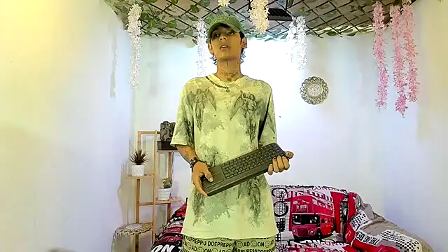 Bastian boyshot77 online show from February 19, 2026, 7:11 pm