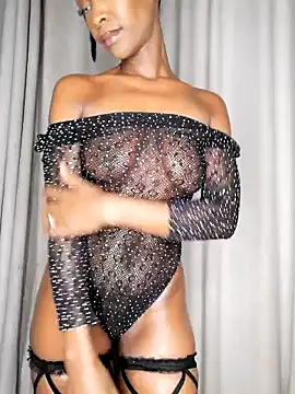 Snapshot of chocolatehotwife chatting on April 17, 2026, 1:41 am chocolatehotwife online show from April 17, 2026, 1:41 am