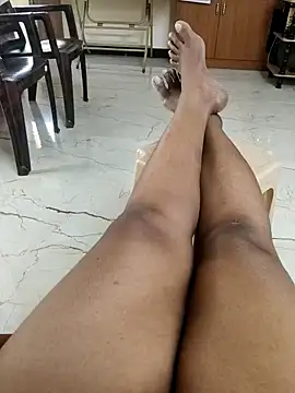 Snapshot of ammutamiltamil chatting on November 21, 2025, 6:01 am ammutamiltamil online show from November 21, 2025, 6:01 am