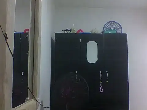 sexymorenita90 online show from September 20, 2025, 7:41 pm