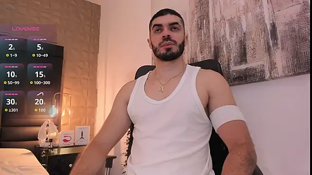 Snapshot of AxelThompson_ chatting on September 21, 2025, 11:48 am AxelThompson online show from September 21, 2025, 11:48 am