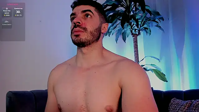 Snapshot of AxelThompson_ chatting on December 18, 2025, 5:50 pm AxelThompson online show from December 18, 2025, 5:50 pm