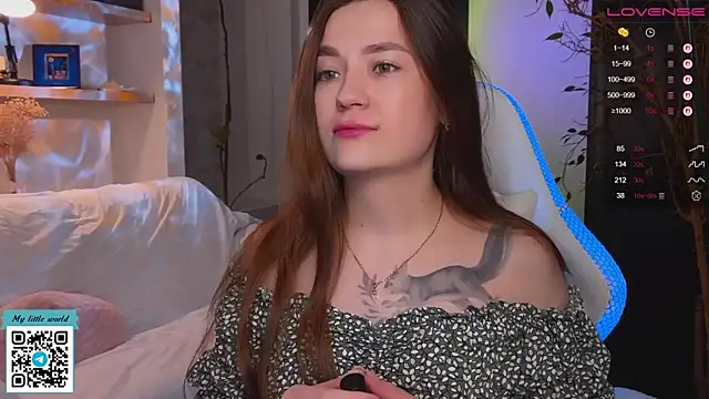 mia here online show from October 21, 2025, 11:09 am