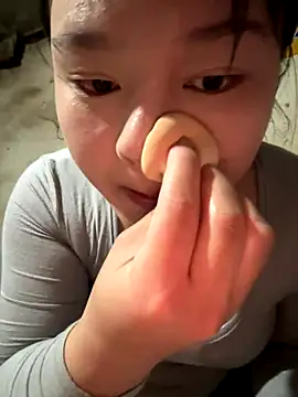 chenyu0308 online show from November 1, 2025, 4:30 am