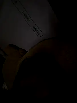 chenyu0308 online show from October 13, 2025, 5:09 am