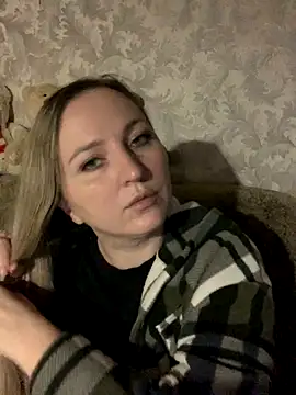 hotsteacher online show from October 27, 2025, 12:22 am