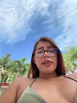 sara calderon online show from April 14, 2026, 1:38 pm