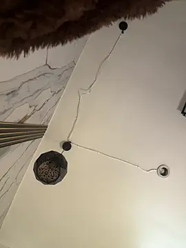 sara calderon online show from March 8, 2026, 1:36 pm