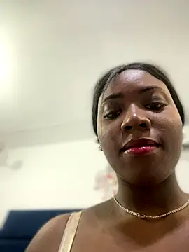 Alexia 24 online show from December 17, 2025, 7:08 pm