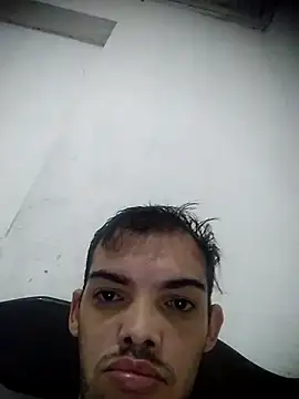 Snapshot of GuilhermeYuree chatting on October 19, 2025, 7:22 am GuilhermeYuree online show from October 19, 2025, 7:22 am
