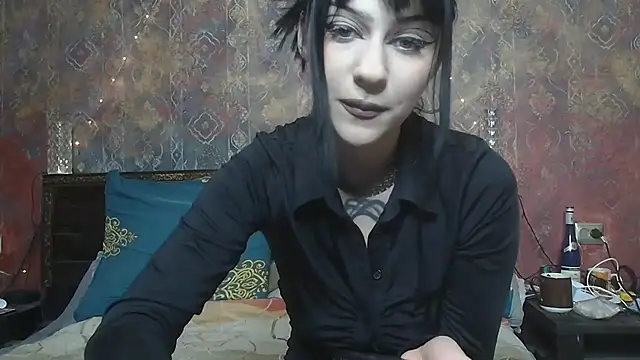 Susie su online show from November 23, 2025, 3:00 pm