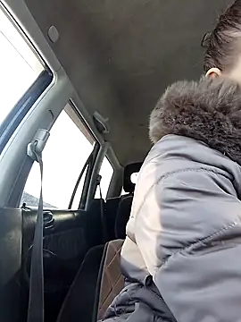 YOURLIKAA online show from December 20, 2025, 5:10 am