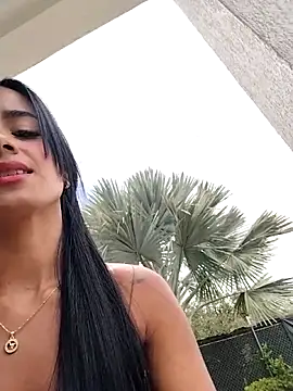 Juliana Xander online show from October 13, 2025, 3:57 pm