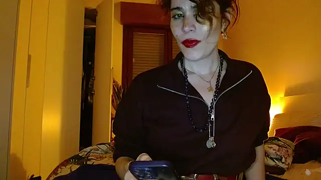 refem9 online show from December 22, 2025, 7:03 pm