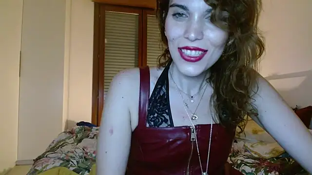 refem9 online show from October 15, 2025, 4:48 pm