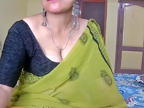 MasTANIYA online show from October 2, 2025, 10:57 pm