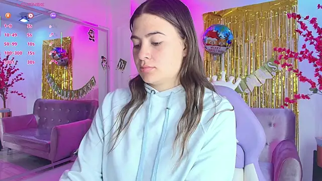 Snapshot of Antonella_wild chatting on December 19, 2025, 3:43 am Antonella wild online show from December 19, 2025, 3:43 am