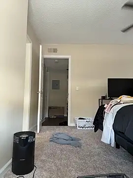 sweetsirenn online show from March 31, 2026, 1:35 pm