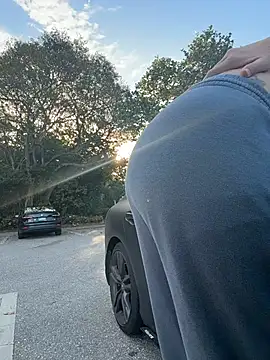 sweetsirenn online show from February 11, 2026, 1:11 pm