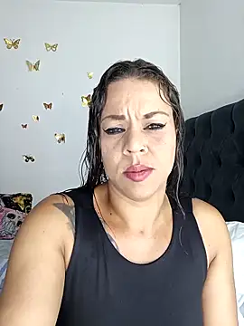 Ana-victoria online show from March 27, 2026, 8:21 pm