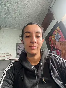 SALOME KORLAND online show from November 29, 2025, 1:22 pm