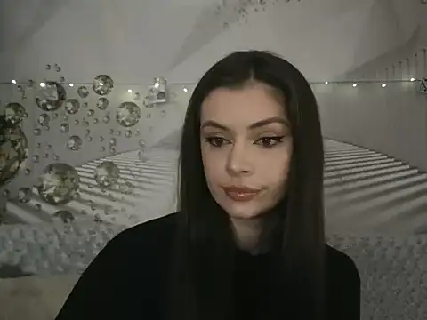 Snapshot of EvoletteLouLou chatting on October 15, 2025, 5:54 pm EvoletteLouLou online show from October 15, 2025, 5:54 pm