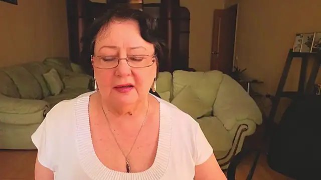 Snapshot of Margo_Moll chatting on February 2, 2026, 9:19 am Margo Moll online show from February 2, 2026, 9:19 am