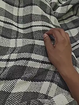 Genaro Dickinson 69 online show from November 27, 2025, 6:08 pm