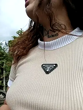 Alis 1327 online show from November 5, 2025, 7:39 pm