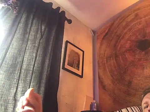 lilthicky352 online show from October 9, 2025, 7:03 pm