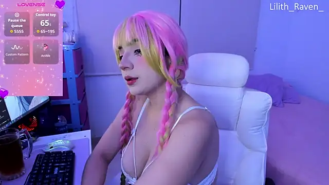 Lilith Raven  online show from November 28, 2025, 4:12 am