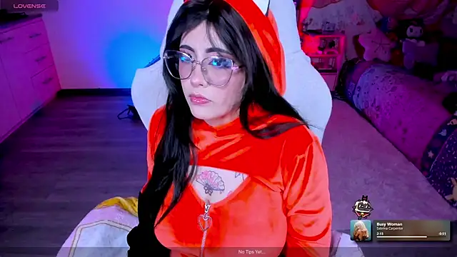 AlyssaRomanova online show from April 4, 2026, 2:40 am