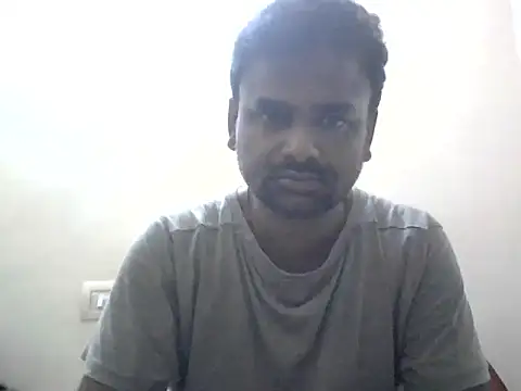 sree4143 online show from October 13, 2025, 3:46 pm