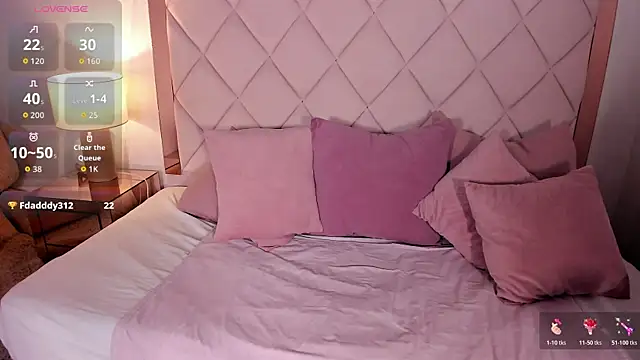 anabelle clark online show from April 25, 2026, 1:41 pm