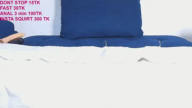 Snapshot of couplelove543 chatting on November 13, 2025, 1:26 pm couplelove543 online show from November 13, 2025, 1:26 pm