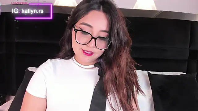 KatlynRous online show from November 27, 2025, 5:13 pm