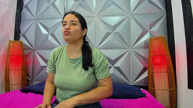 GreciaFox1 online show from January 12, 2026, 12:23 pm