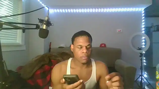 MrGreenbeanbean88 online show from November 8, 2025, 10:13 pm