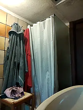 clarabell4 online show from October 14, 2025, 6:03 am