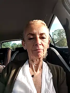 Snapshot of clarabell4 chatting on May 14, 2026, 4:26 pm clarabell4 online show from May 14, 2026, 4:26 pm