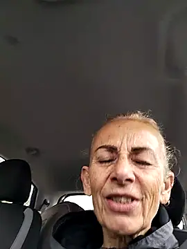 clarabell4 online show from December 22, 2025, 7:41 am