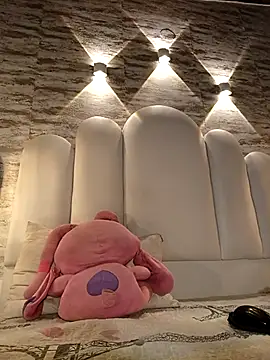 Snapshot of Yassy_vazquez chatting on March 4, 2026, 7:43 pm Yassy vazquez online show from March 4, 2026, 7:43 pm