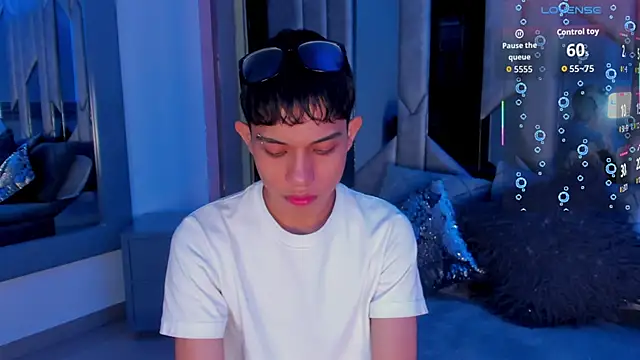 Snapshot of Sebax_Young chatting on June 1, 2026, 8:30 pm Sebax Young online show from June 1, 2026, 8:30 pm