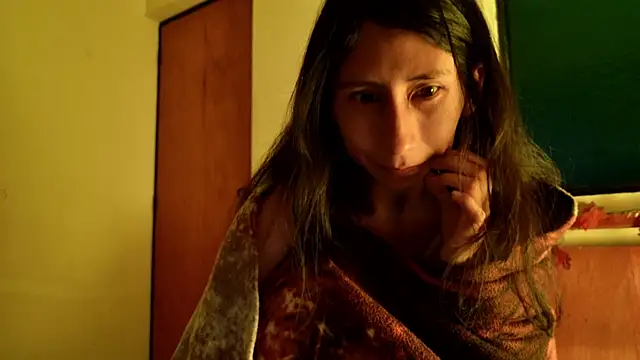  MoonLipson  online show from October 9, 2025, 10:32 pm