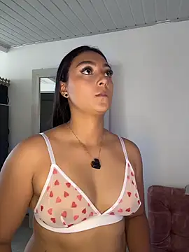 nicolexxaleja online show from March 23, 2026, 9:47 pm