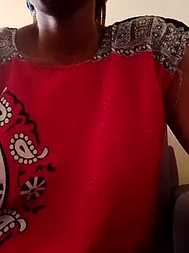 Snapshot of SeffieLucy chatting on October 10, 2025, 8:26 am SeffieLucy online show from October 10, 2025, 8:26 am