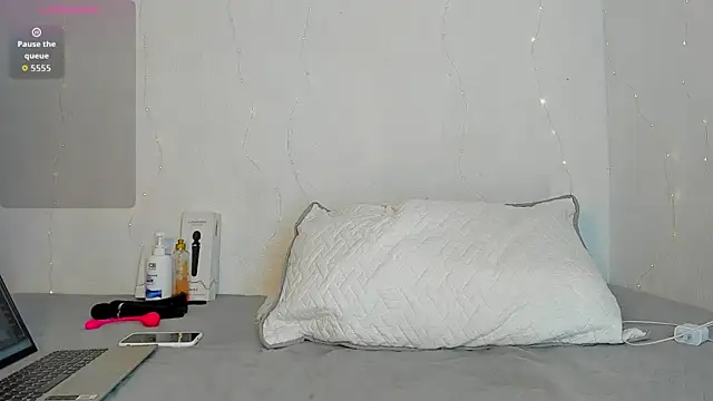 hot boy 04 online show from March 20, 2026, 3:46 pm